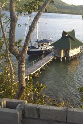 A pier on Gili Nanggu.