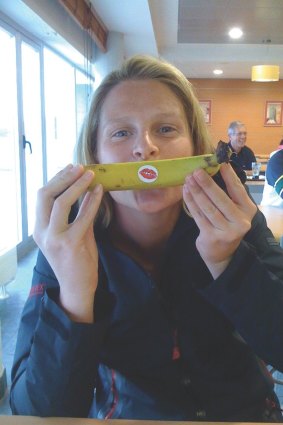 Jones wearing a banana for a smile at a high-altitude training camp in Sierra Nevada, Spain, in 2011.

