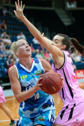 Abby Bishop in action against West Coast earlier this season. 