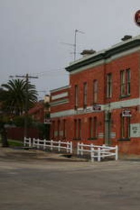 The Criterion Hotel at Rushworth, now closed.