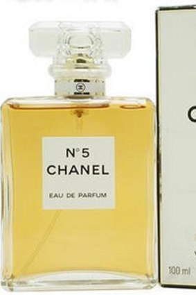 Chanel No.5 eau de Parfum 100ml <br>$234 Myer <br>$US167 StrawberryNET
