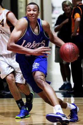 Dante Exum playing for Lake Ginninderra College from Canberra.