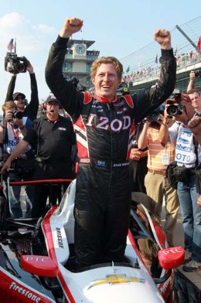 Ryan Briscoe has signed with Chip Ganassi Racing.