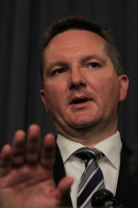 Immigration Minister Chris Bowen has insisted children will have no blanket exemption from bewing sent to Malaysia, they will be considered on a case-by-case basis.