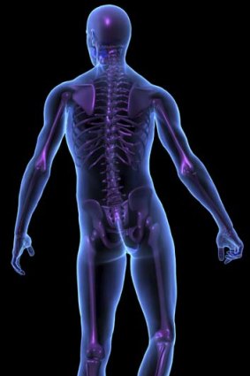 The male's spine does not mature until their early 20s and the load being placed on a fast bowler's spine at an early age may have long-term ramifications.