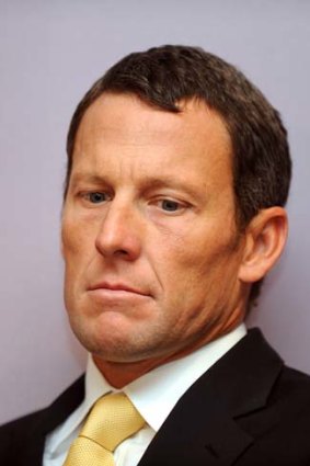 "Deserves" to return to cycling ... Lance Armstrong.