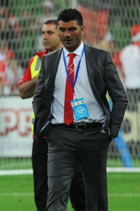 Should the Heart board sack John Aloisi in the next couple of weeks, what would it achieve?