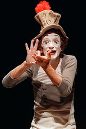 Marcel Marceau performing in 2000 in Paris.