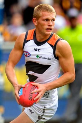 4 ADAM TRELOAR (GWS) Has averaged the 12th most disposals and the third most effective short kicks of any player in the competition since round 17. Over the season he ranks fourth at the Giants for disposals per game and first for effective kicks.