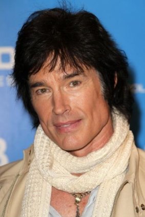 Reporter Cameron Atfield is boldly asking beautiful actor and musician Ronn Moss to come to Australia.