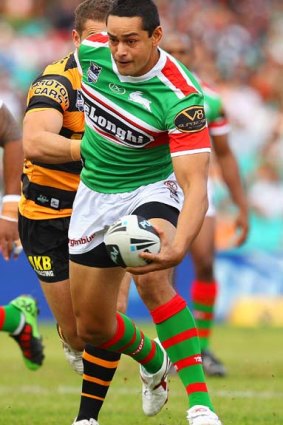 The Warriors will need to contain Rabbitohs five-eighth John Sutton.