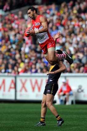 The heroics of Sydney captain Adam Goodes were not enough to give his team a win against Richmond.