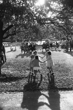 Autumn in the gardens, May 1959.