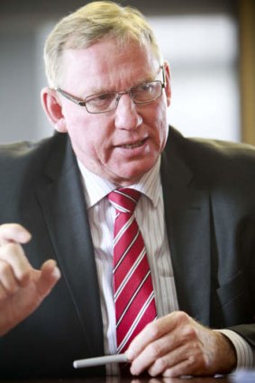 Deputy Premier Jeff Seeney has told Parliament 19 groups have expressed an interest in running casinos in Queensland.