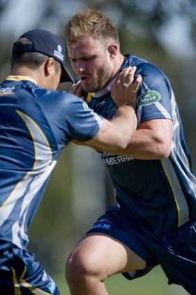 Lachlan McCaffrey during Brumbies training at the AIS.