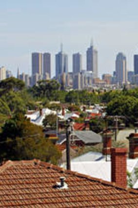 The view of the Melbourne skyline from High Street, Northcote.