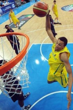 Exum playing for Australia in the under-19 world championships.