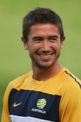 Harry Kewell is searching for a new club after being released by Turkey's Galatasaray.