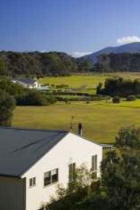 Mystery Bay Cottages and beyond to imposing Mt Gulaga