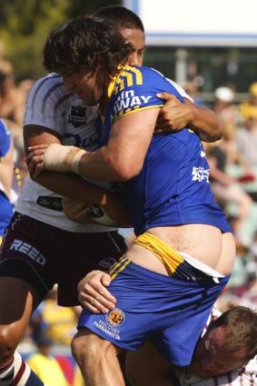 Displaying the baggiest shorts in the NRL.