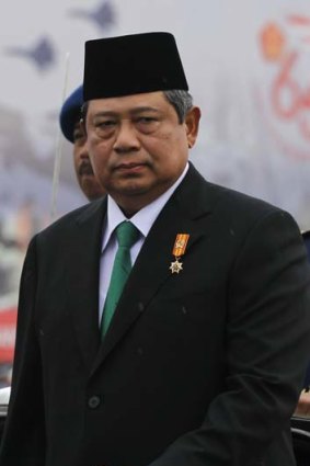 Indonesian president Susilo Bambang Yudhoyono has had key members of his cabinet resign over persistent issues with the treatment of Indonesian workers overseas.