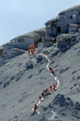 Rescue workers on the mountain.