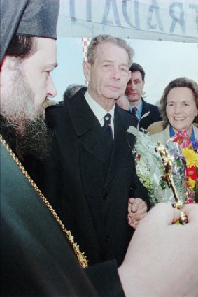 Former king of Romania Michael I, and his wife Anne de Bourbon-Parma in Bucharest in 1997. 