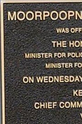 Mooroopna police station plaque.