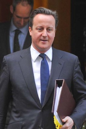 Britain's prime minister David Cameron will hold a conference to discuss racism in football.