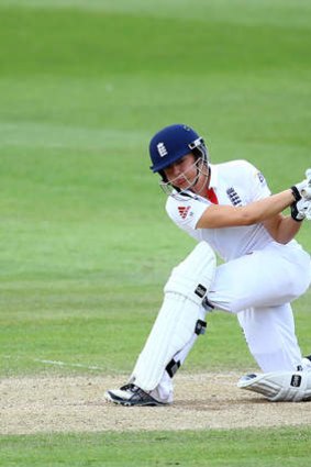 England's Sarah Taylor plays a sweep shot during day four of the game.