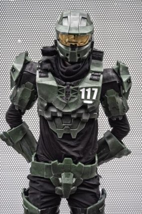 Fletcher Pearse as Master Chief.