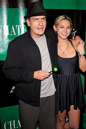 A new report suggests Charlie Sheen is single once again after his 'goddess' Natalie Kenly moved out of the home they shared.