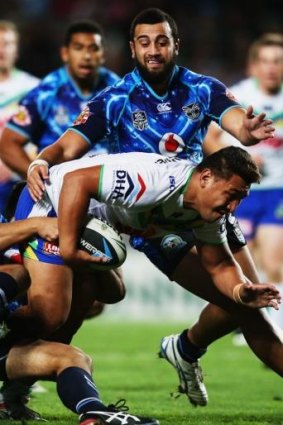Josh Papalii takes on the Warriors on Saturday.
