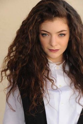 "I'm a control freak": Lorde.