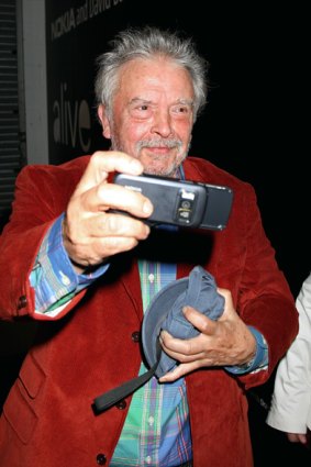 Photographer David Bailey with the new Nokia N86.