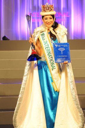 Ikumi Yoshimatsu is crowned Miss International Japan in 2012.