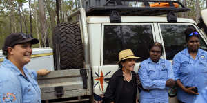  Linda Burney with Anindilyakwa Land&Sea Rangers on Groote Eylandt