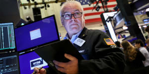 ASX slumps as interest-rate cloud descends over Wall Street