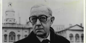 Alec Guinness gave the definitive performance of John le Carre’s spy,George Smiley.