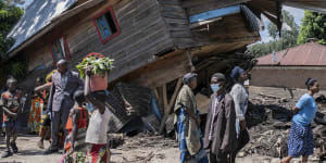 Hundreds dead,many more missing after Congo floods