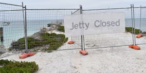 Inquiry into Rottnest Army Jetty collapse two months overdue