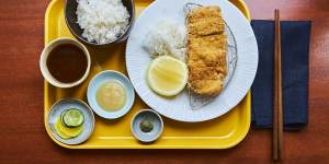Moon Mart’s tonkatsu rice set.