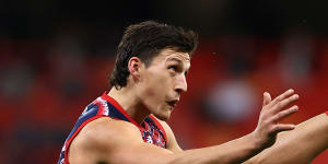 Weid out a solution:Dees-Dons trade could set off dominoes