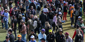 Record number of fans brave cold to see F1 action