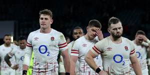 England’s 27-13 loss to South Africa ended with the team being booed off the pitch at Twickenham.