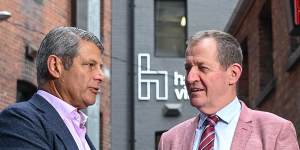 Former Victorian premier Steve Bracks engages with former UK government communications director Alastair Campbell.