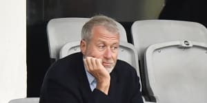 UK freezes Roman Abramovich’s assets in fresh Russia sanctions