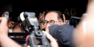 Anwar walks free from prison and into political limelight