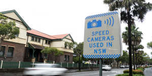 The removal of mobile speed camera warning signs led to the “record-breaking” increase in speeding fines,according to the NRMA.