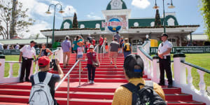 Dreamworld and WhiteWater World to reopen with discounted tickets